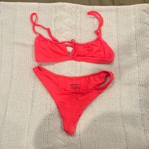 Super down bikini set in perfect condition! Size small